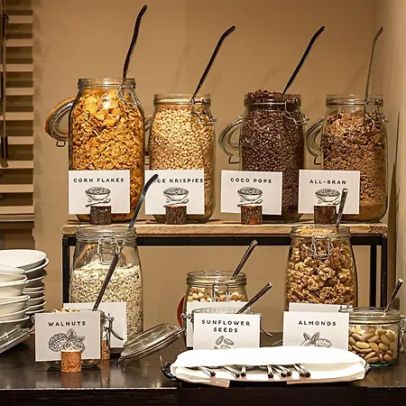Pestana Chelsea Bridge Hotel & Spa-3